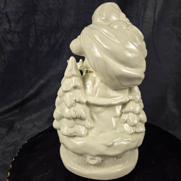 Santa And Reindeer Music Box Cream Gold Accents Works Plays "White Christmas" - Picture 7 of 16